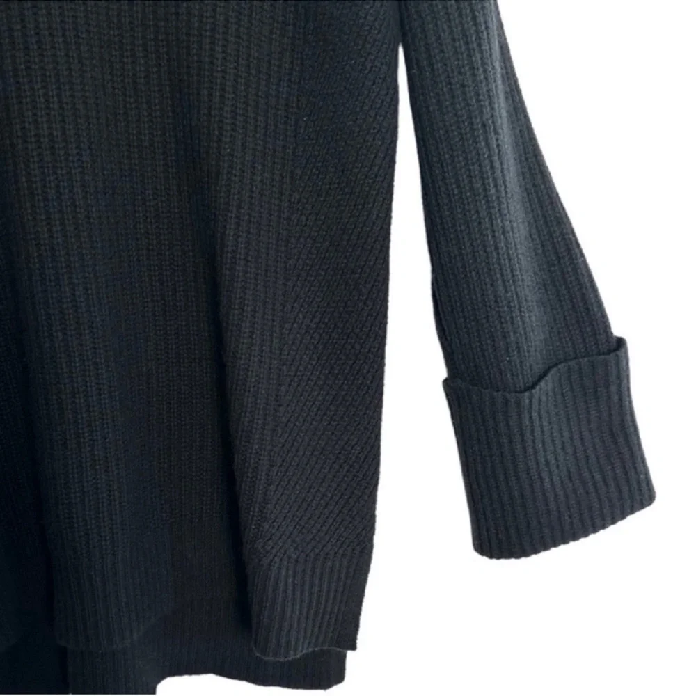 Halogen Cashmere Ribbed Mock Neck Sweater XS Minimalist Essential